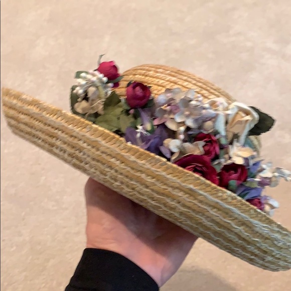 Pretty Talbots hat - Picture 4 of 6